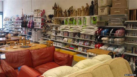 sue ryder charity shop hucknall.